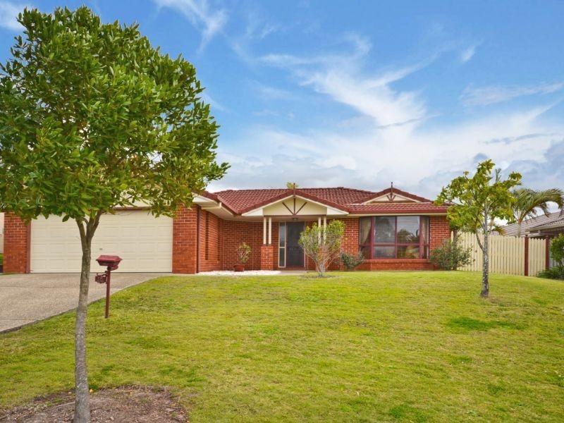 16 Perle Place, Currimundi QLD 4551