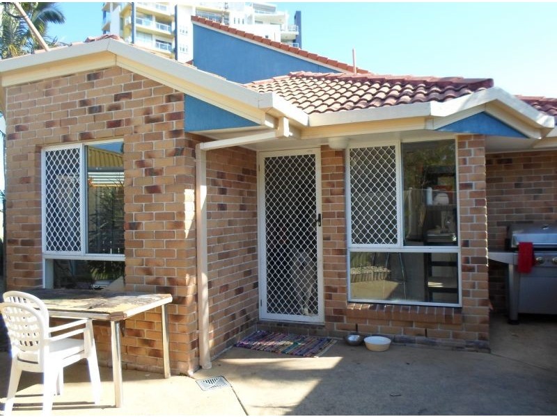 1/50 Omrah Avenue, Caloundra QLD 4551