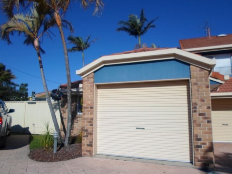 1/50 Omrah Avenue, Caloundra QLD 4551