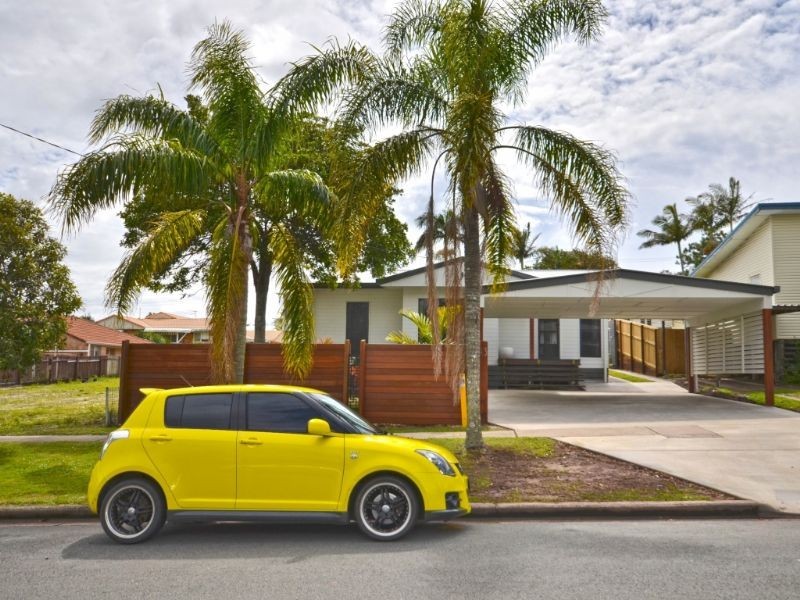13 Oronsay Avenue, Caloundra QLD 4551