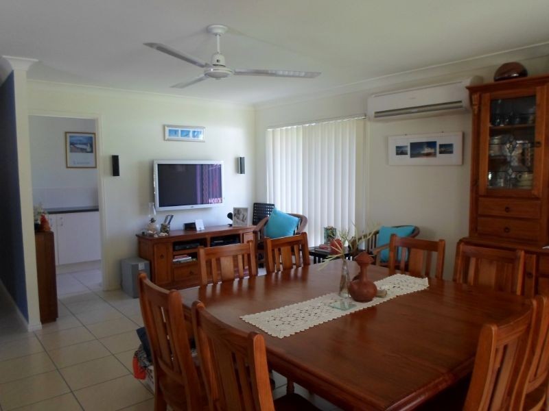 7 Widgee Place, Caloundra West QLD 4551