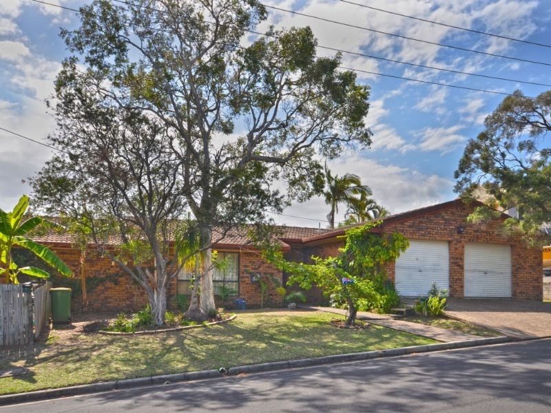 25 Enfield Crescent, Battery Hill QLD 4551