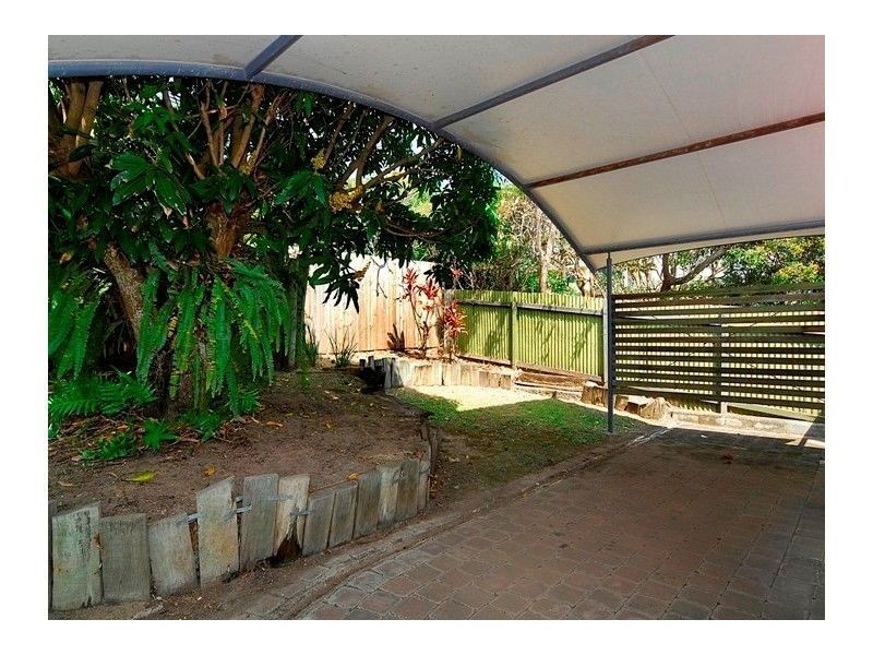 7 Bombala Terrace, Caloundra QLD 4551