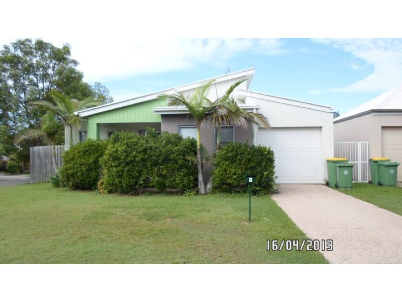 1 Brushbox Place, Meridan Plains QLD 4551