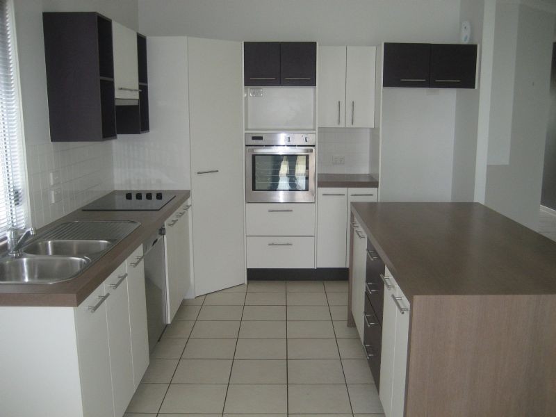 1 Brushbox Place, Meridan Plains QLD 4551