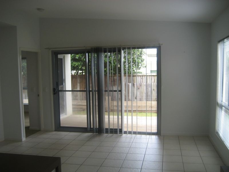 1 Brushbox Place, Meridan Plains QLD 4551