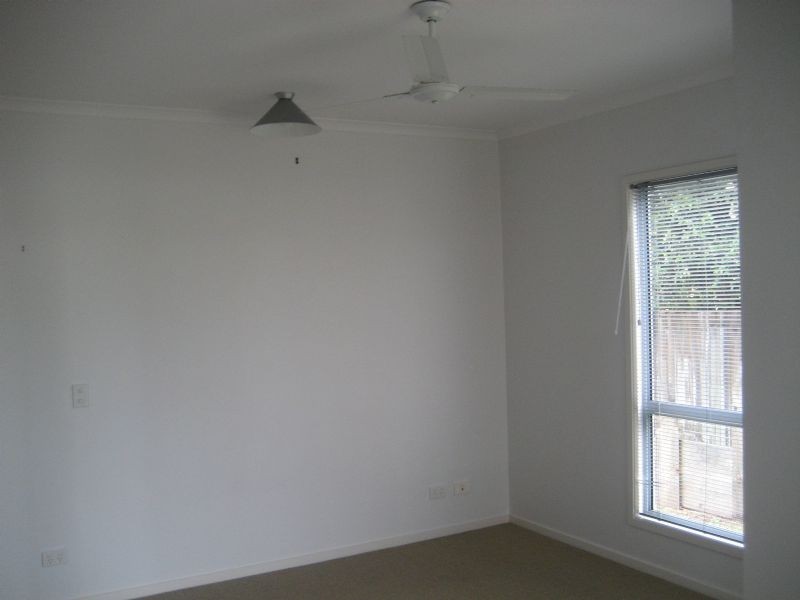 1 Brushbox Place, Meridan Plains QLD 4551