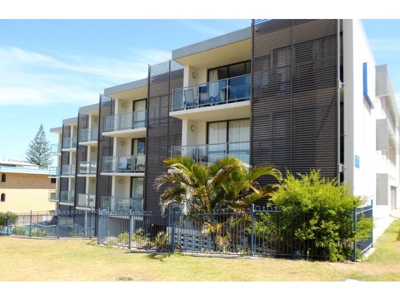 2/12 Merrima Avenue, Kings Beach QLD 4551