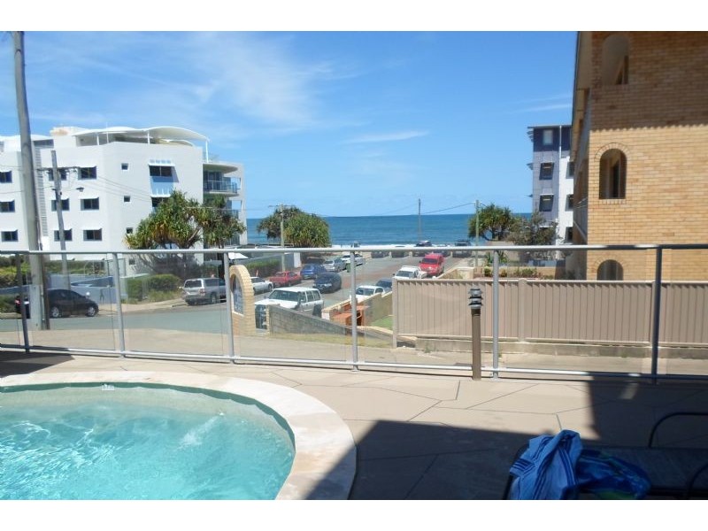 2/12 Merrima Avenue, Kings Beach QLD 4551