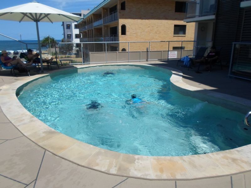 2/12 Merrima Avenue, Kings Beach QLD 4551