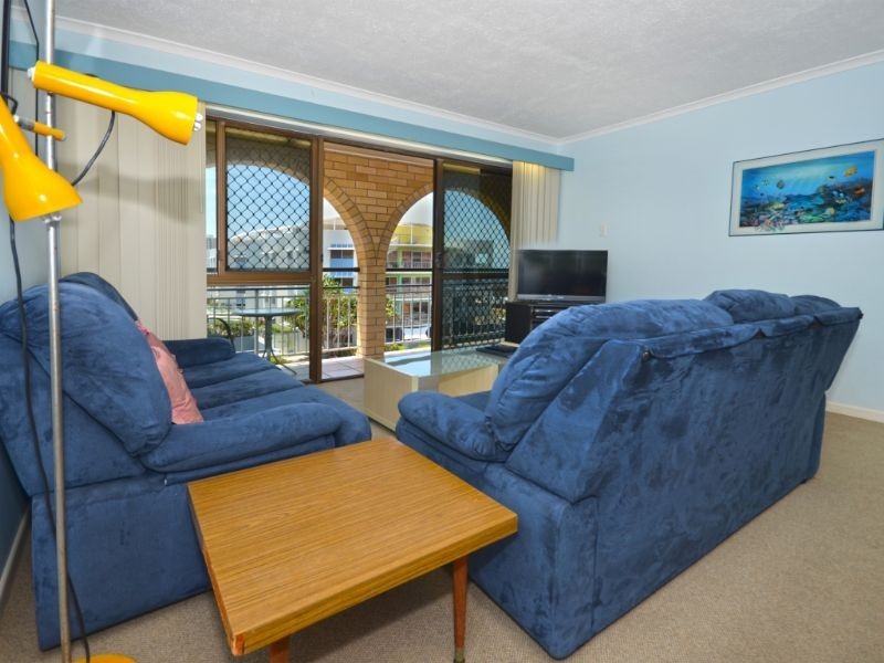 15/6 Merrima Avenue, Kings Beach QLD 4551