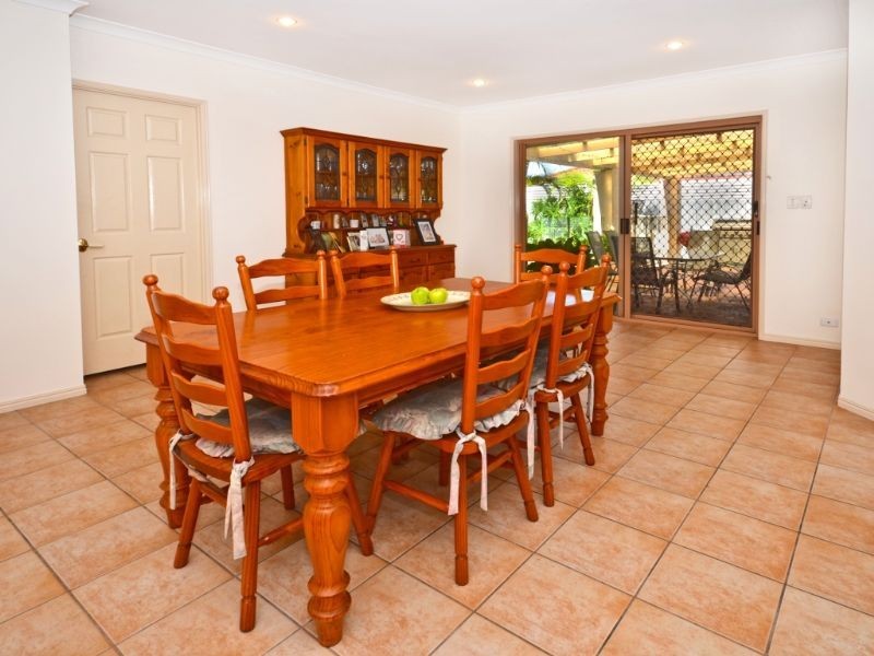 25 Gradorean Street, Pelican Waters QLD 4551