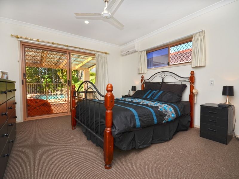 25 Gradorean Street, Pelican Waters QLD 4551