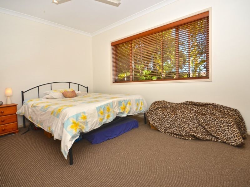25 Gradorean Street, Pelican Waters QLD 4551