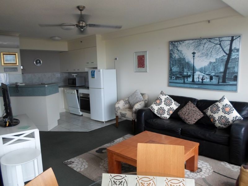 29/30 Minchinton Street, Caloundra QLD 4551