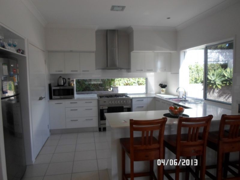 2a Little Lane, Little Mountain QLD 4551