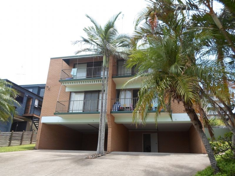 2/6 Upper Gay Tce, Kings Beach QLD 4551