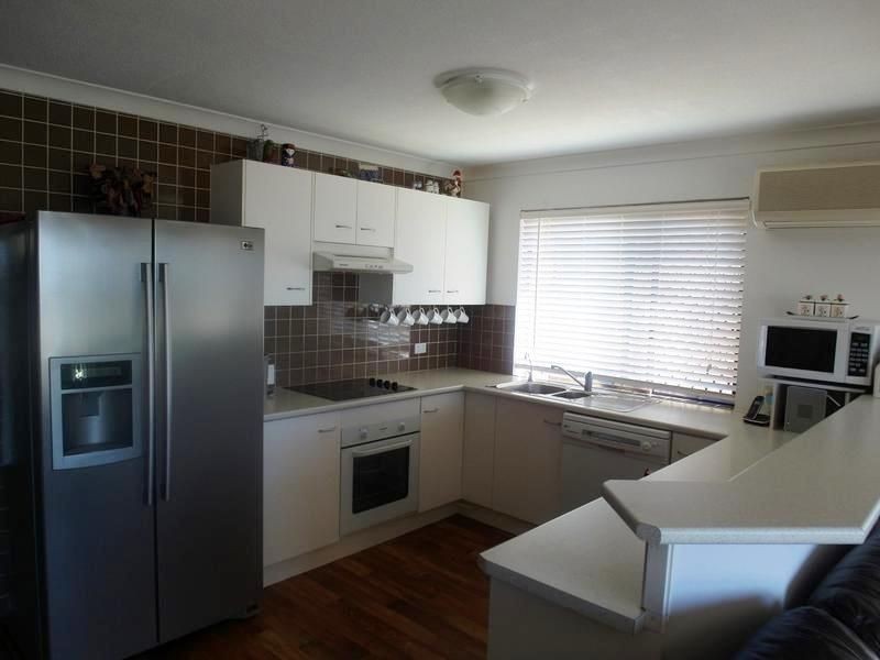 2/6 Upper Gay Tce, Kings Beach QLD 4551