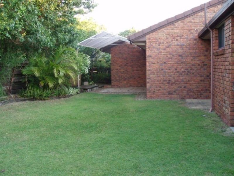 79 Lapoinya Crescent, Warana QLD 4575