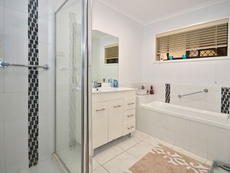 2/15 Wyreema Terrace, Caloundra QLD 4551