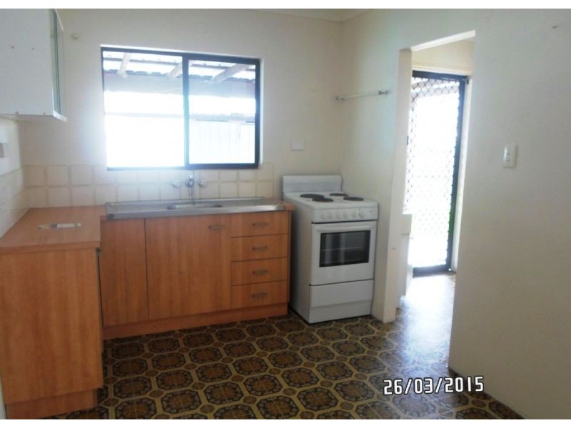 2/3 Cromwell Street, Battery Hill QLD 4551