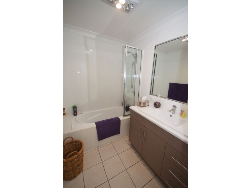 3/71 Landsborough Parade, Golden Beach QLD 4551