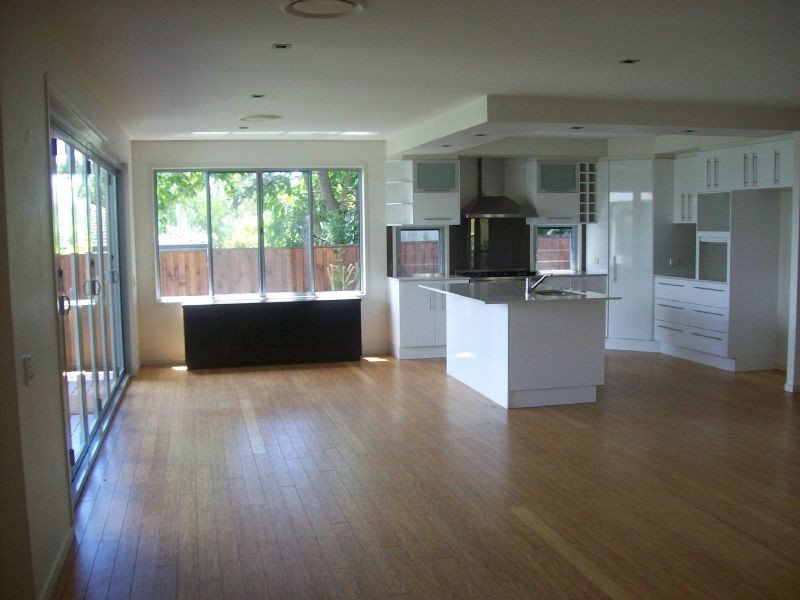 4 Vickers Street, Battery Hill QLD 4551