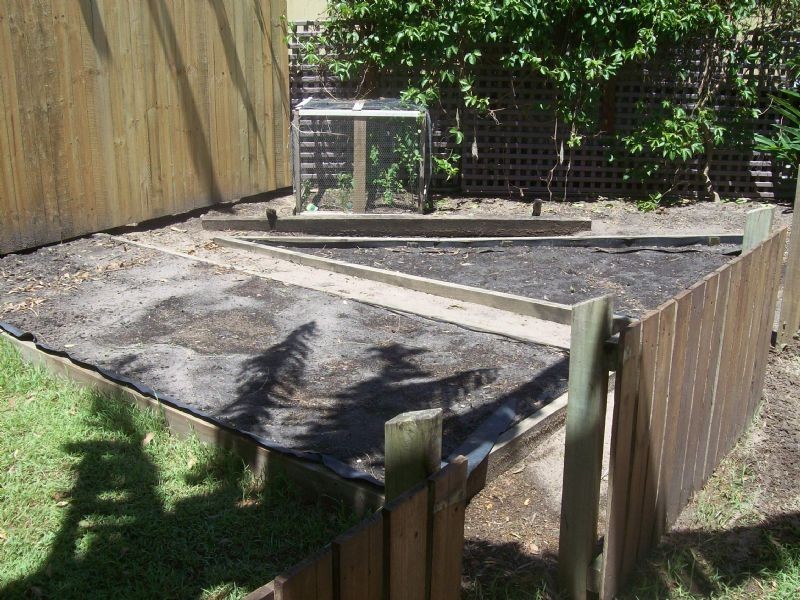 4 Vickers Street, Battery Hill QLD 4551