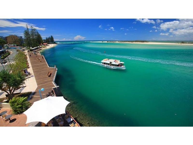 103/4 Tay Ave, Caloundra QLD 4551