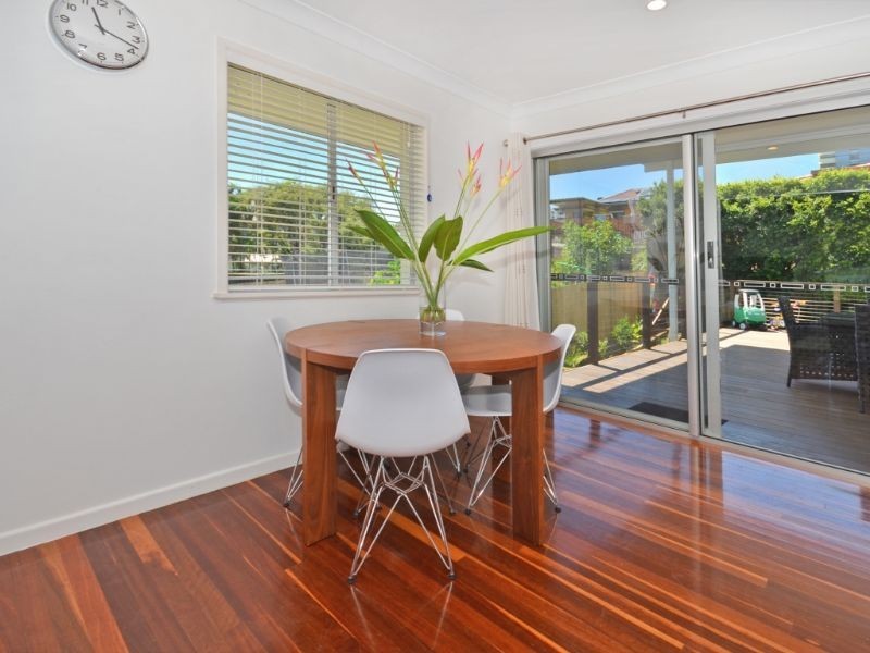 16 Hodgens Street, Caloundra QLD 4551