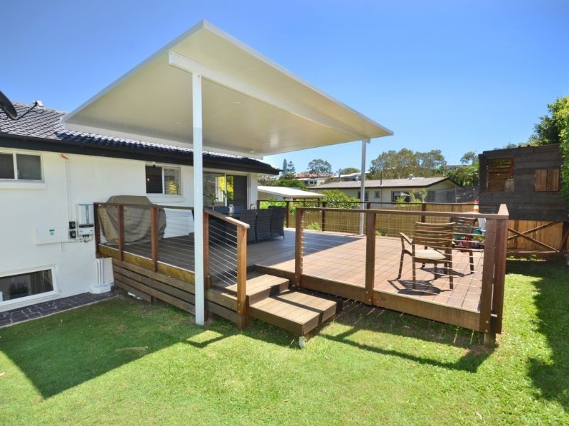 16 Hodgens Street, Caloundra QLD 4551