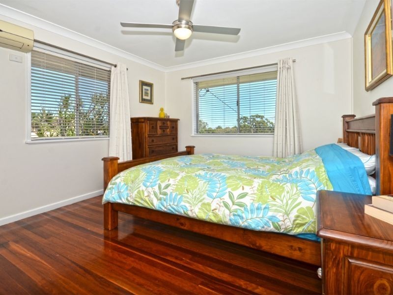 16 Hodgens Street, Caloundra QLD 4551