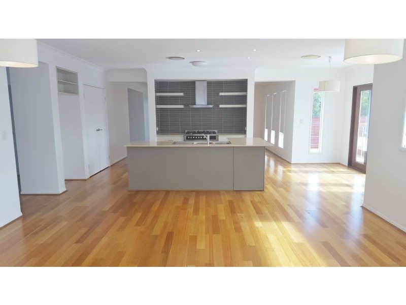 32 Crater Street, Caloundra West QLD 4551