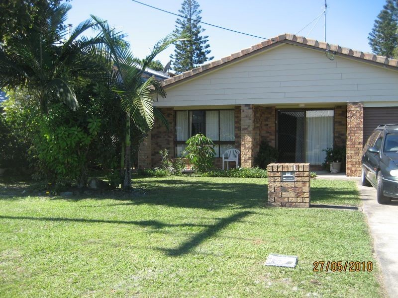 25  Palmer Ave, Golden Beach QLD 4551