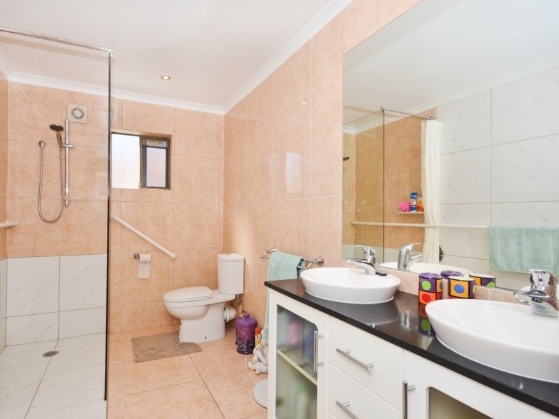 58 Careen Street, Battery Hill QLD 4551