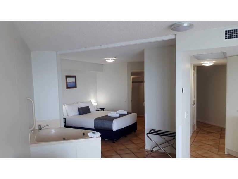 303/4 Tay Avenue, Caloundra QLD 4551