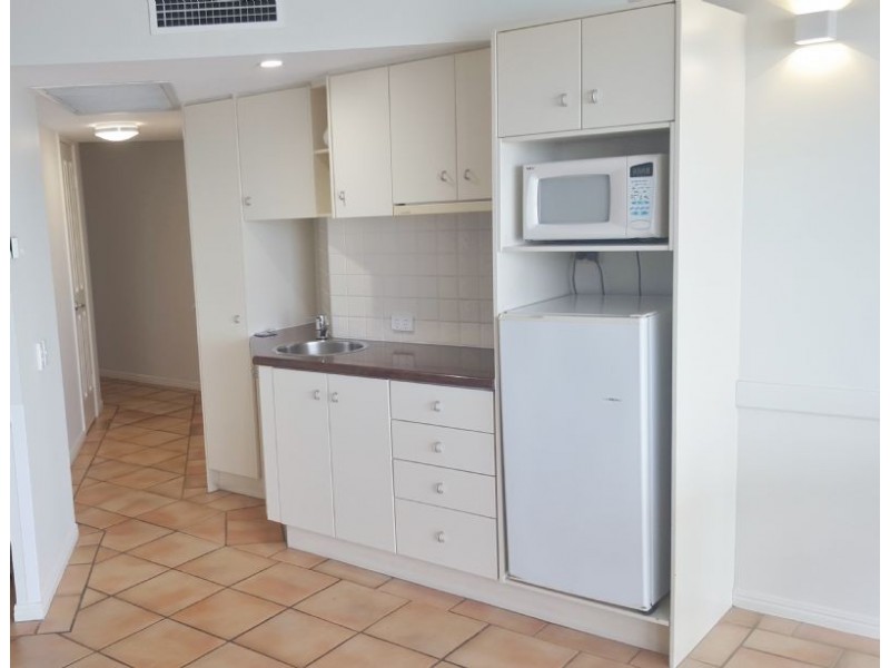 303/4 Tay Avenue, Caloundra QLD 4551