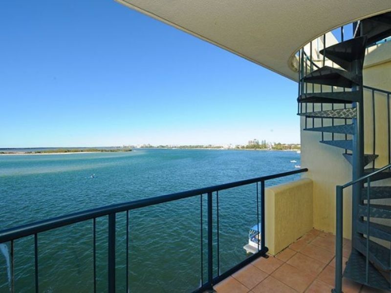 303/4 Tay Avenue, Caloundra QLD 4551