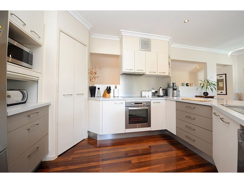 39 Roderick Street, Moffat Beach QLD 4551