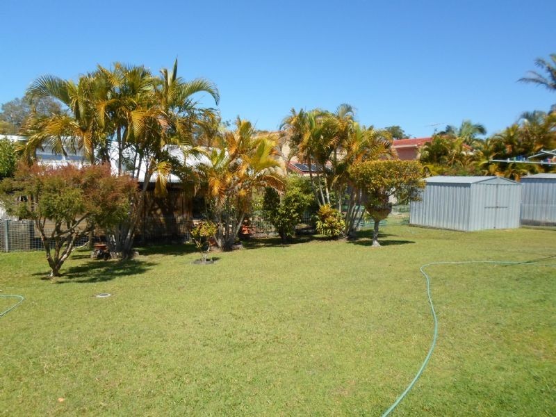 20 Lawley Street, Dicky Beach QLD 4551