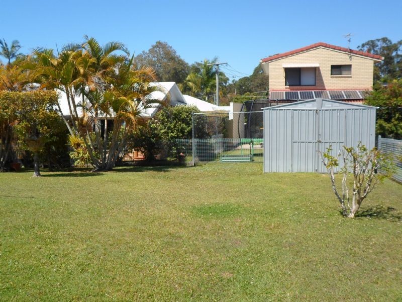 20 Lawley Street, Dicky Beach QLD 4551