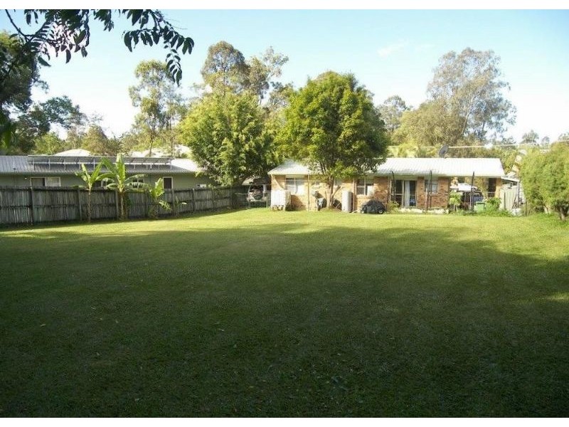 8a Cribb Street, Landsborough QLD 4550