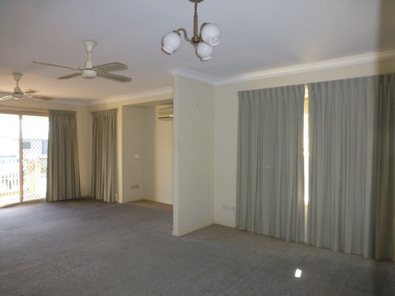 4/19 Oronsay Avenue, Caloundra QLD 4551