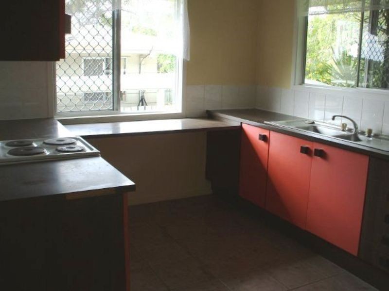 8 Trundle Street, Dicky Beach QLD 4551