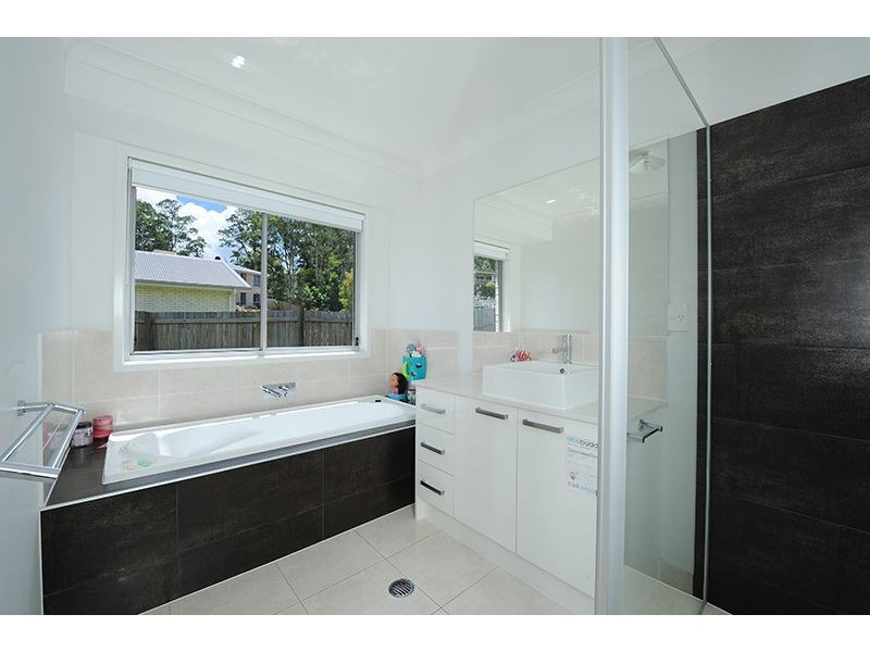 13 Fairview Court, Mooloolah Valley QLD 4553