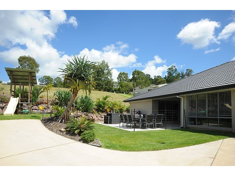 13 Fairview Court, Mooloolah Valley QLD 4553