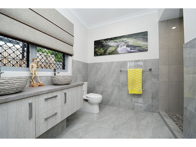 56 Taylor Avenue, Golden Beach QLD 4551