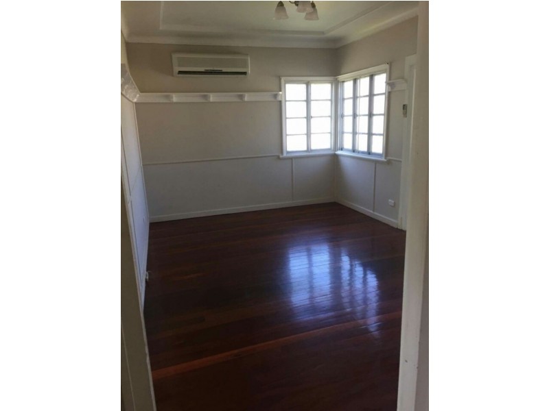56 Strawberry Road, Beerwah QLD 4519