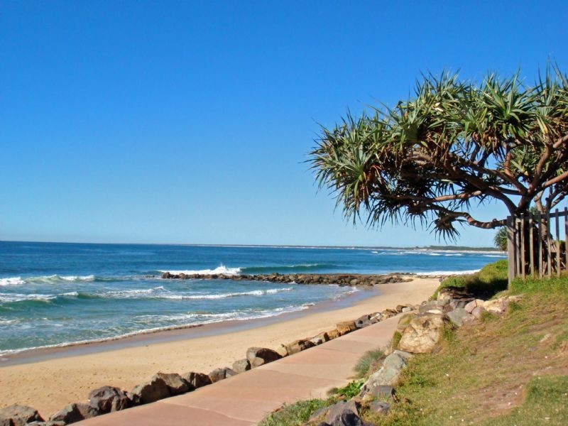 10 Upper Gay Terrace, Kings Beach QLD 4551