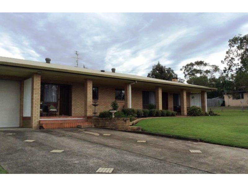 14 Lawley Street, Dicky Beach QLD 4551